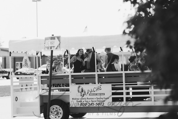 7P5A2076BW